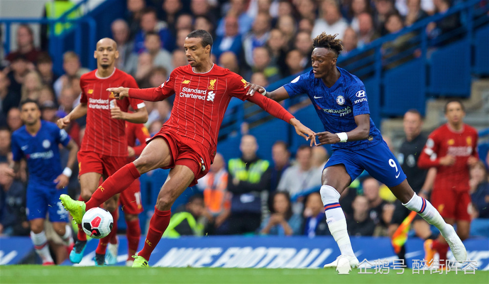 西汉姆训练开放日，冲刺阶段迎来里程碑引欢呼，英超在即，纪律约束更严格的简单介绍